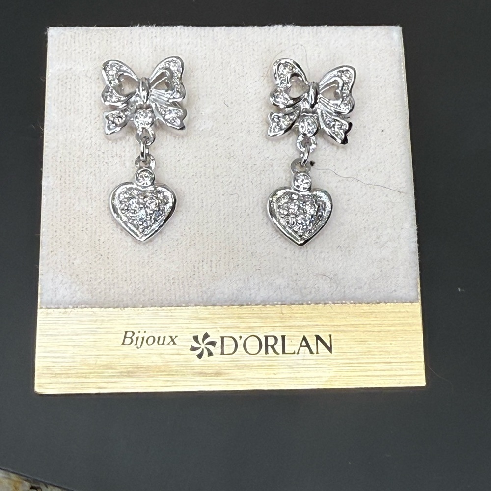 D'Orlan Rhodium Plated Pierced Earring with Swarovski Crystals Luxury Vintage